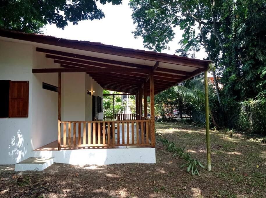 Green Papaya Villa Puerto Viejo de Talamanca Eksteriør bilde